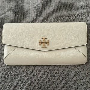 Tory Burch Kira clutch in new ivory
